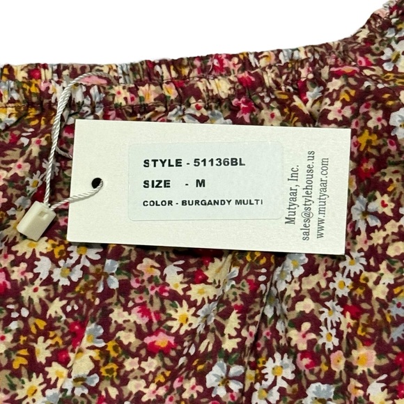 Sim & Sam Cropped Floral Halter Women Size Medium Balloon Sleeve Top NWT - Picture 4 of 9